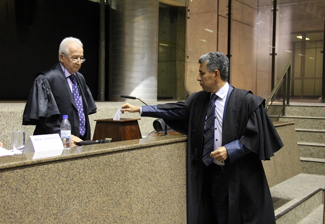 João Antonio, conselheiro-corregedor, dirigente da Escola de Contas e futuro presidente do TCMSP no momento de seu voto