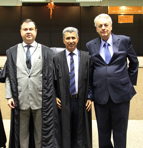 Integrantes da direção do TCM para o exercício de 2018. Presidente eleito: João Antonio, Vice-Presidente: Domingos Dissei e Corregedor: Roberto Braguim